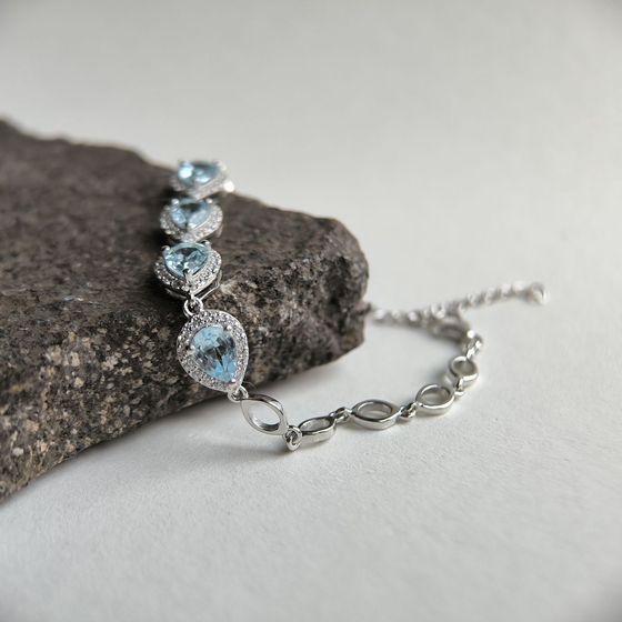 Серебряный браслет с топазом 5.628ct