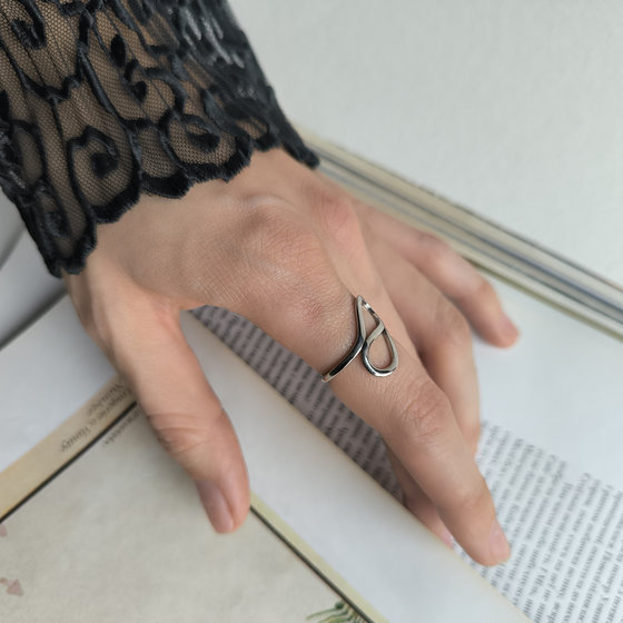 Серебряное кольцо без камней