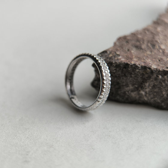 Silver ring with cubic zirconia