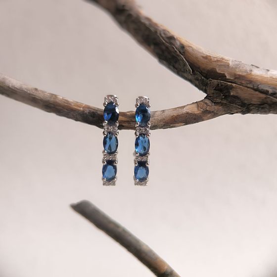 Серебряные серьги с сапфиром nano 2.117ct, фианитами