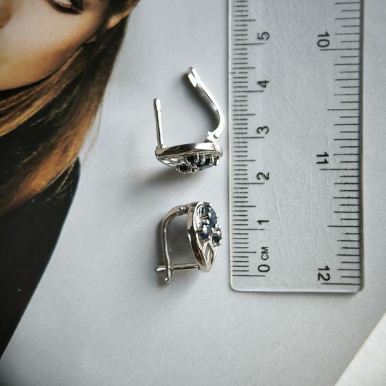 Срібні сережки з сапфіром 2.238ct