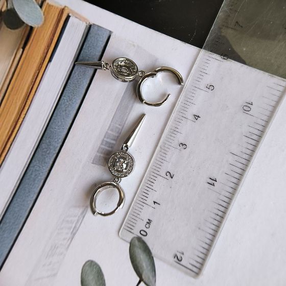 Серебряные серьги с фианитами