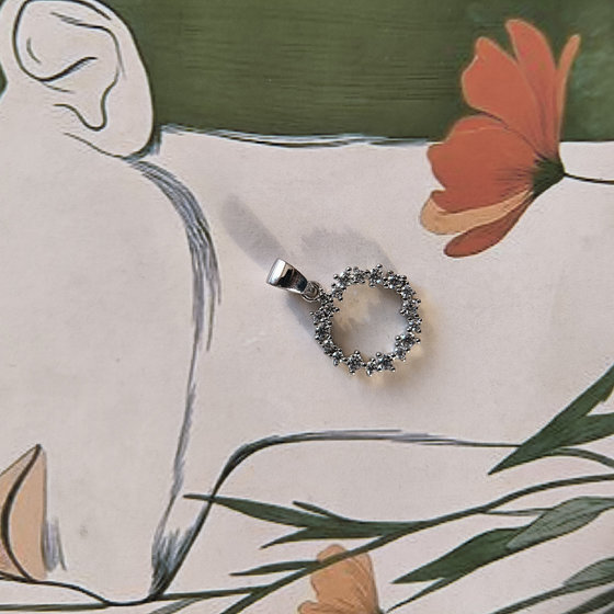 Серебряная подвеска с фианитами