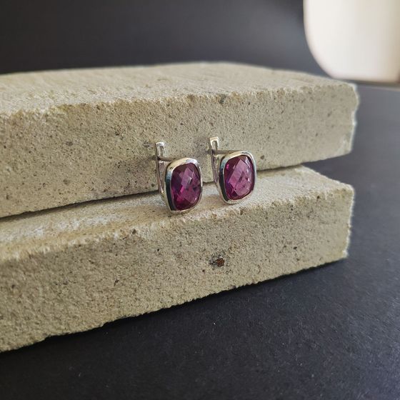 Серебряные серьги с александритом 7.567ct