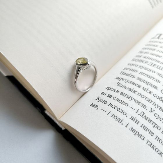 Срібна каблучка із зеленим кварцом 1.735ct