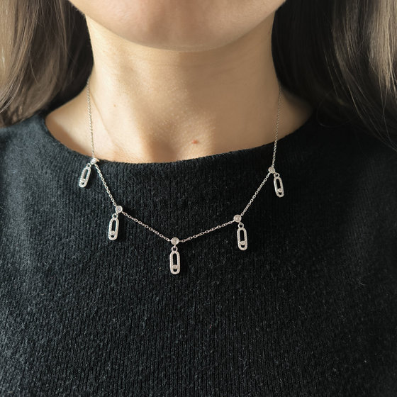 Silver necklace with cubic zirconia