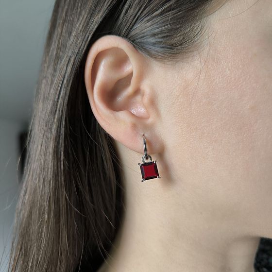 Срібні сережки з гранатом 4.1ct