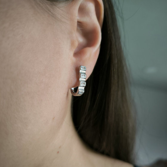 Silver earrings with cubic zirconia