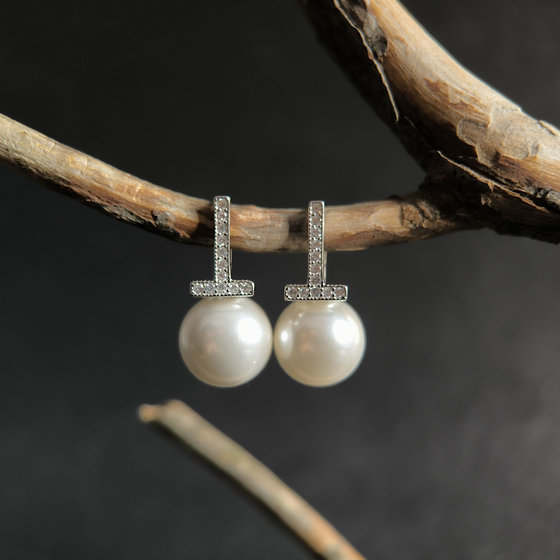 Серебряные серьги с жемчугом, фианитами