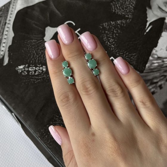 Серебряные серьги с изумрудом 4.557ct