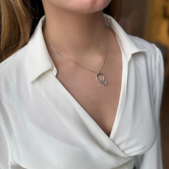Silver necklace with phianites