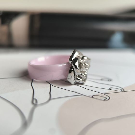 Серебряное кольцо с керамикой