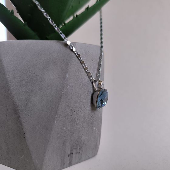 Серебряная подвеска с фианитами