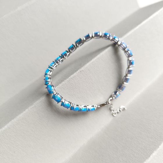 Серебряный браслет с опалом