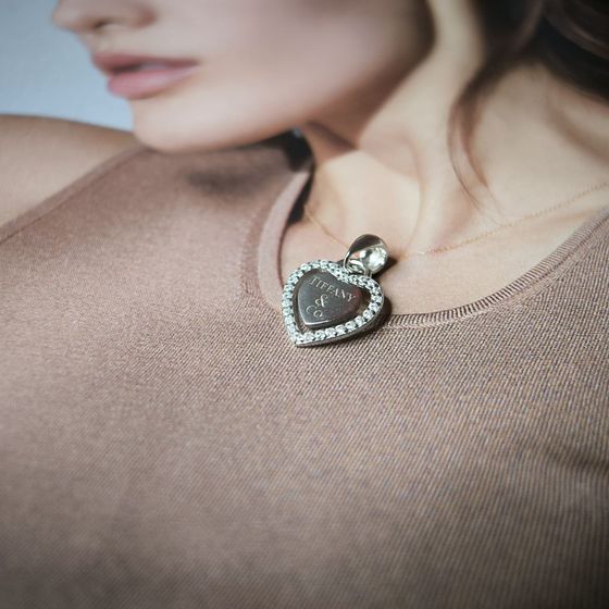 Серебряная подвеска с фианитами