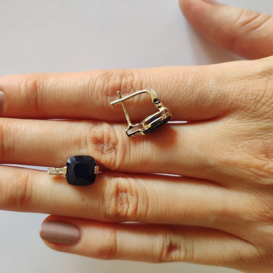 Серебряные серьги с сапфиром 7.233ct, фианитами