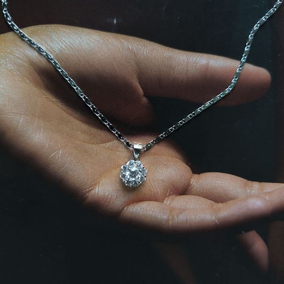 Серебряная подвеска с фианитами