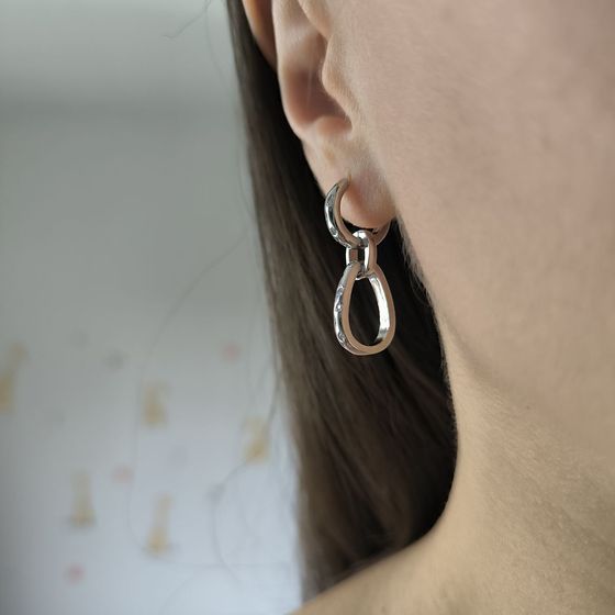 Серебряные серьги с фианитами