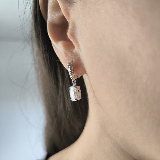 Серебряные серьги с фианитами