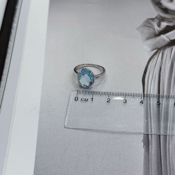 Серебряное кольцо с топазом 5.442ct
