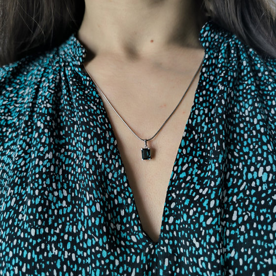 Серебряная подвеска с топазом Лондон Блю 1.358ct