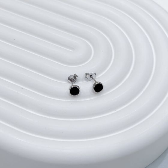 Серебряные серьги с ониксом