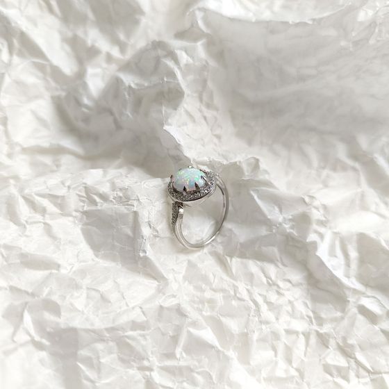 Срібна каблучка з опалом 1.443ct, фіанітами