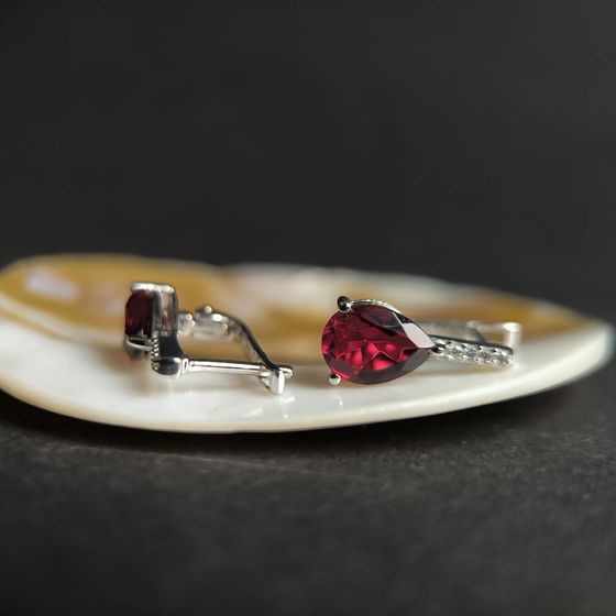 Серебряные серьги с гранатом nano 3.542ct