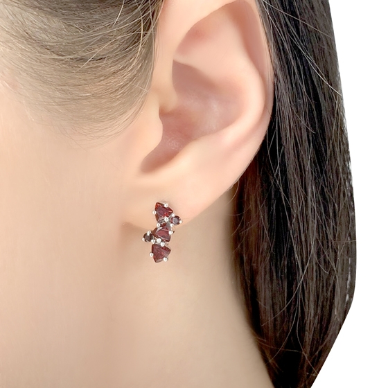 Серебряные серьги с гранатом 1.88ct