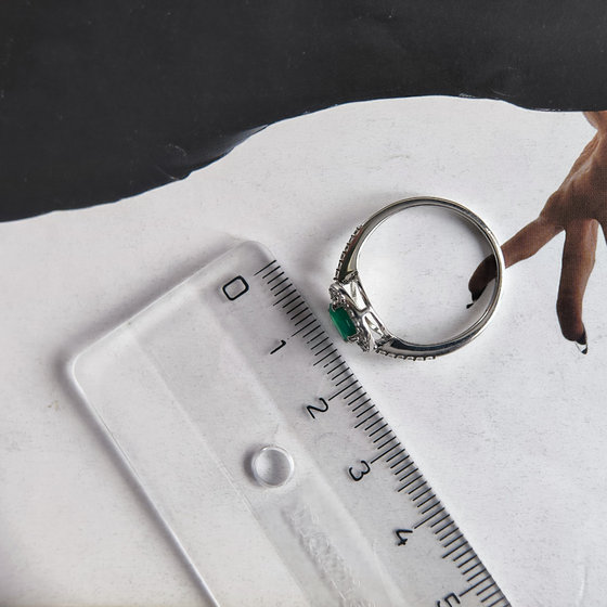 Срібна каблучка з агатом 1.099ct, фіанітами