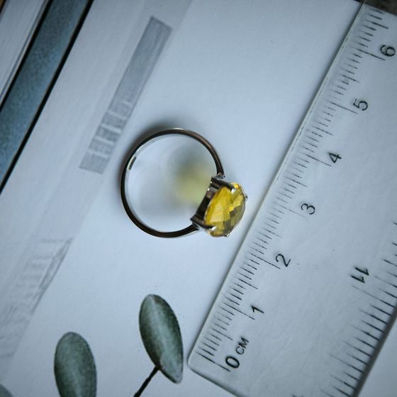 Серебряное кольцо с цитрином nano 3.95ct