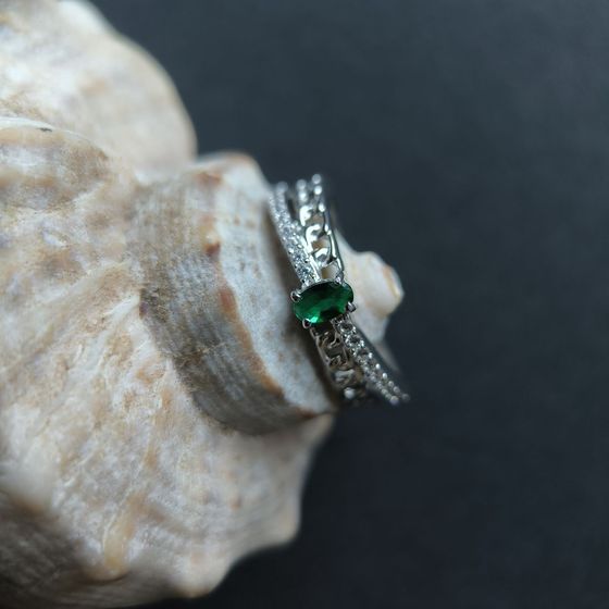 Silver ring with emerald nano 0.518ct
