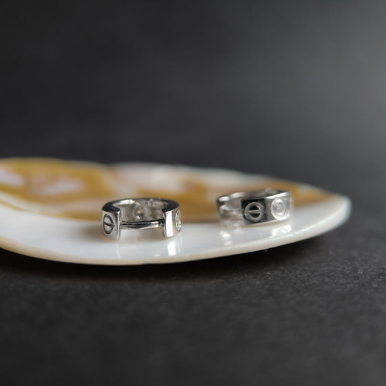 Серебряные серьги с фианитами