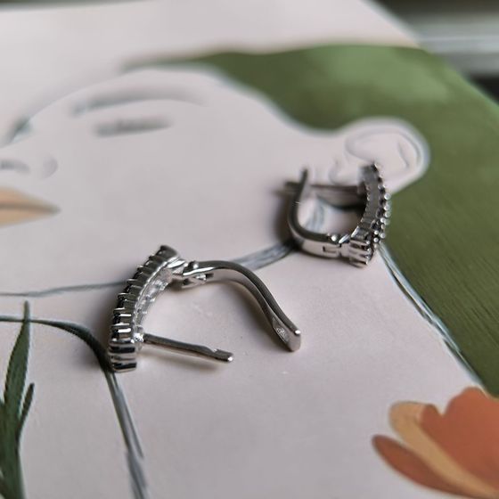 Серебряные серьги с гранатом 1.26ct