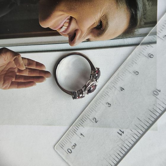 Серебряное кольцо с гранатом 1.633ct