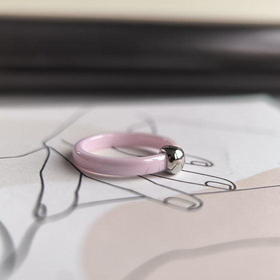 Серебряное кольцо с керамикой