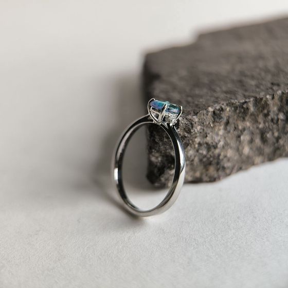 Silver ring with mystic topaz 0.597ct