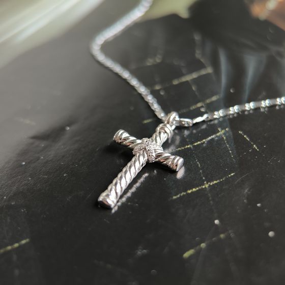 Silver cross without stones