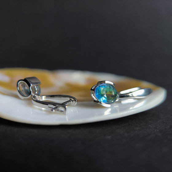 Серебряные серьги с мистик топазом 1.865ct