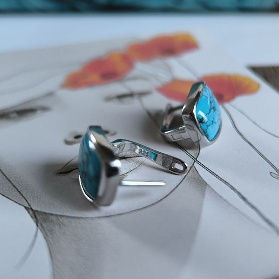 Silver earrings with turquoise