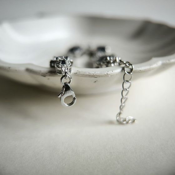 Серебряный браслет с сапфиром, фианитами