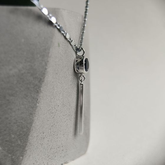Silver pendant with sapphire nano 0.93ct