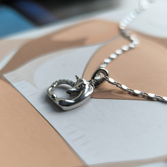 Серебряная подвеска с фианитами