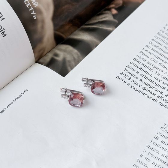 Silver earrings with sultana