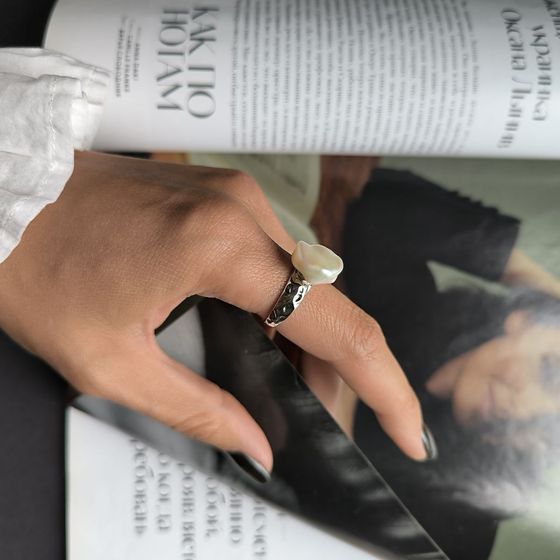 Silver ring with baroque pearls