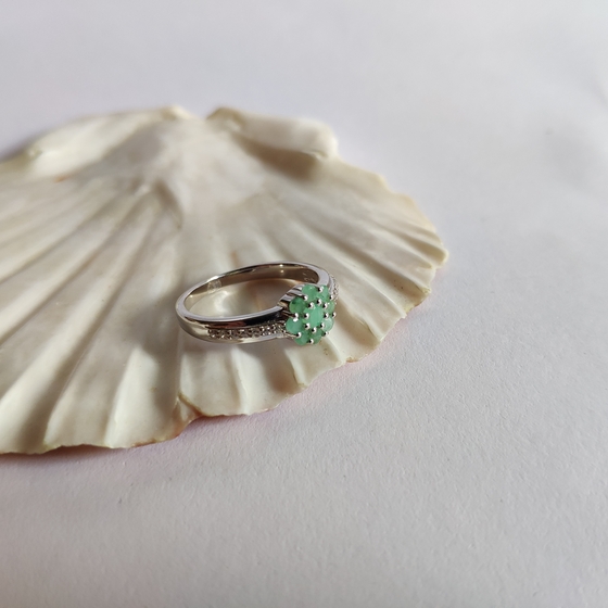 Серебряное кольцо с изумрудом 0.973ct
