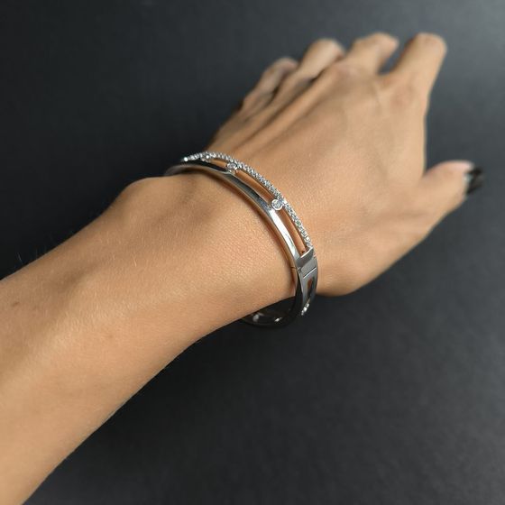 Серебряный браслет с фианитами