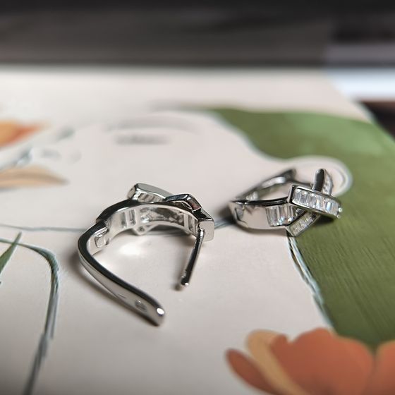 Silver Earrings with Fianites