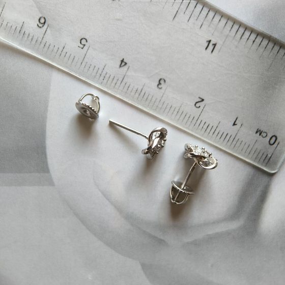 Silver Earrings with Fianites
