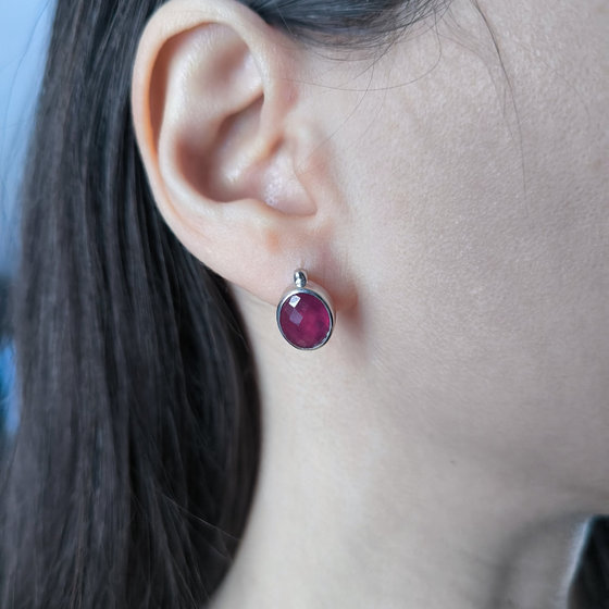 Серебряные серьги с рубином 7ct